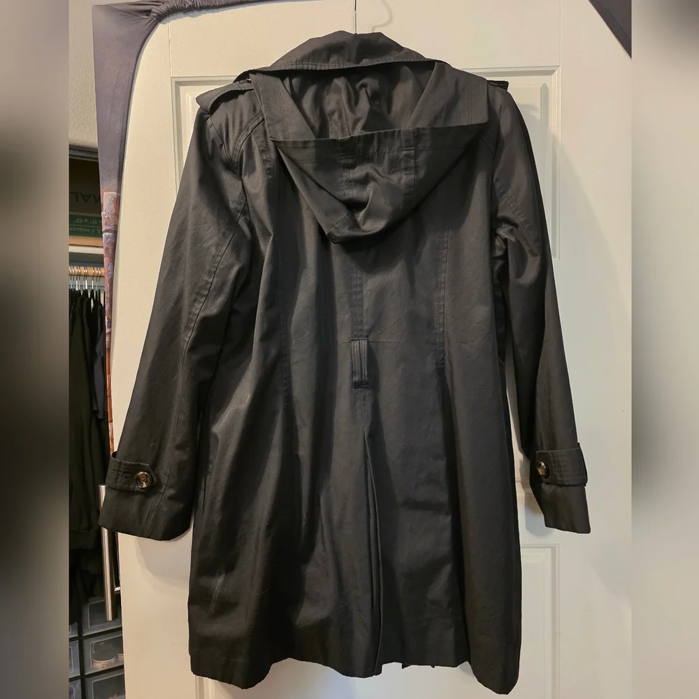 Women's London Fog Hooded Trench Coat - Picture 4 of 9